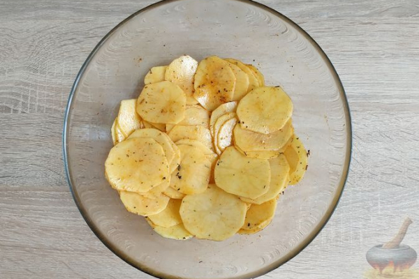 Картофельные чипсы в микроволновке