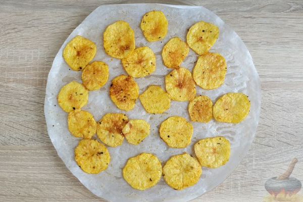 Картофельные чипсы в микроволновке