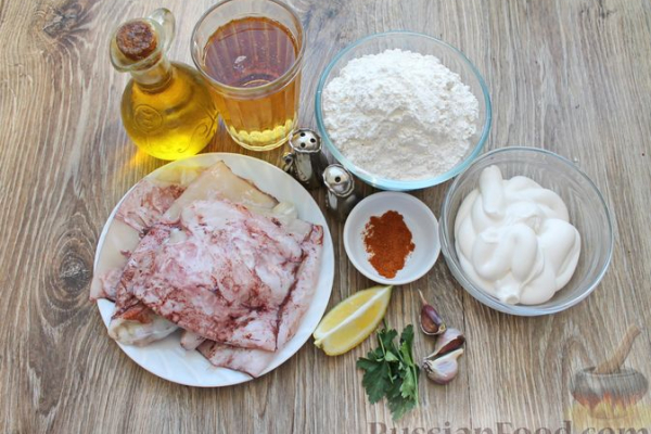 Кольца кальмаров в пивном кляре, жаренные на сковороде