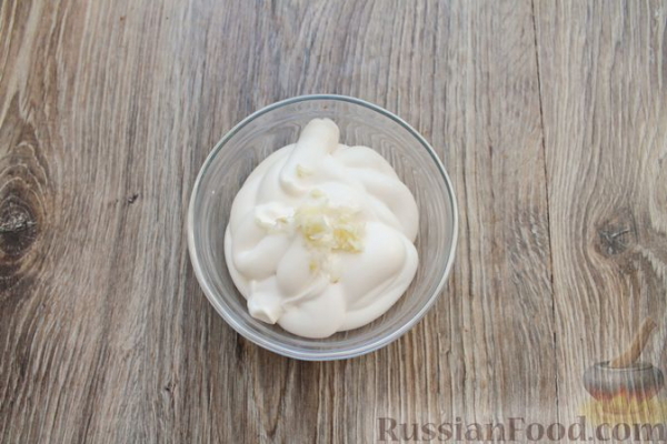 Кольца кальмаров в пивном кляре, жаренные на сковороде