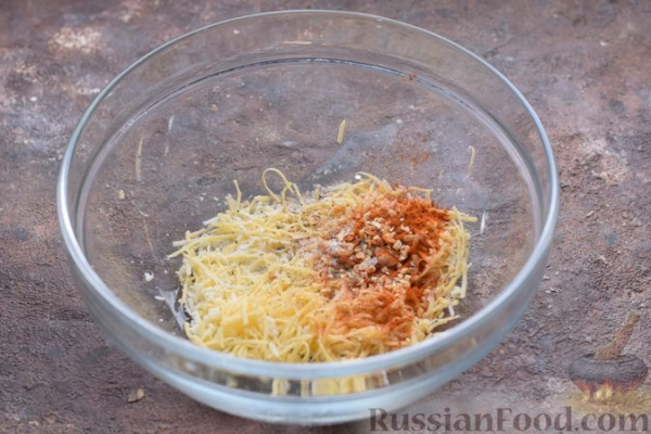 Запечённый картофель с сыром в беконе