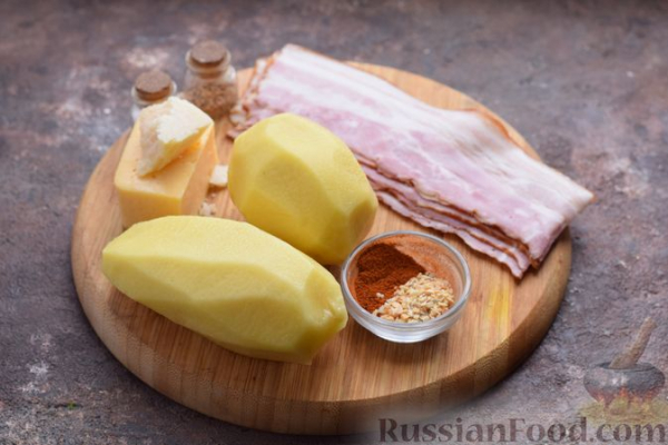 Запечённый картофель с сыром в беконе