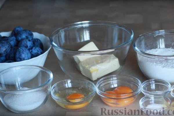 Бретонский пирог со сливами