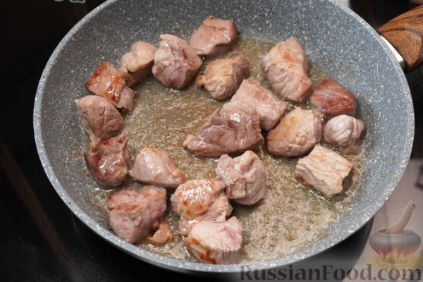 Булгур с мясом и овощами, на сковороде
