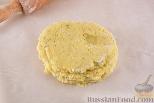 Картофельное печенье с сыром и прованскими травами