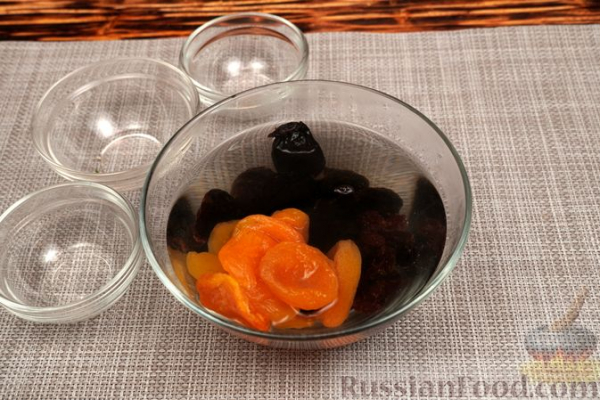Куриные зразы с сухофруктами