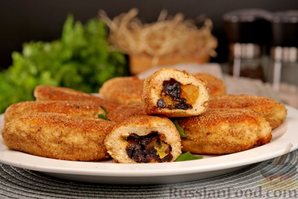 Куриные зразы с сухофруктами