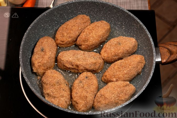 Куриные зразы с сухофруктами