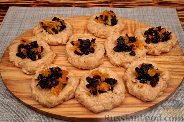 Куриные зразы с сухофруктами