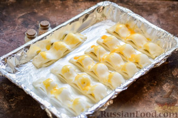 Слоёные палочки с оливками