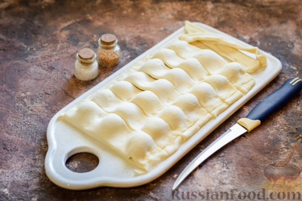 Слоёные палочки с оливками