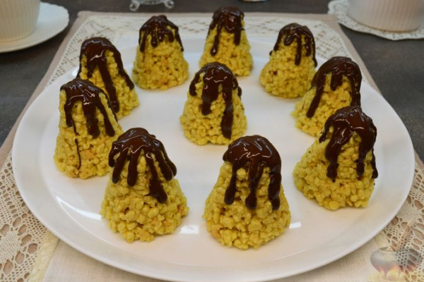 Тёртое печенье "Башенки" со сгущёнкой и шоколадом