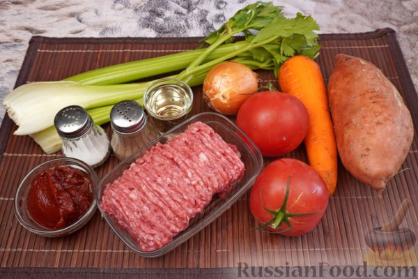 Батат, тушенный с фаршем