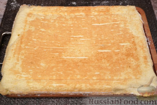 Бисквитный рулет с тыквенно-сливочным кремом