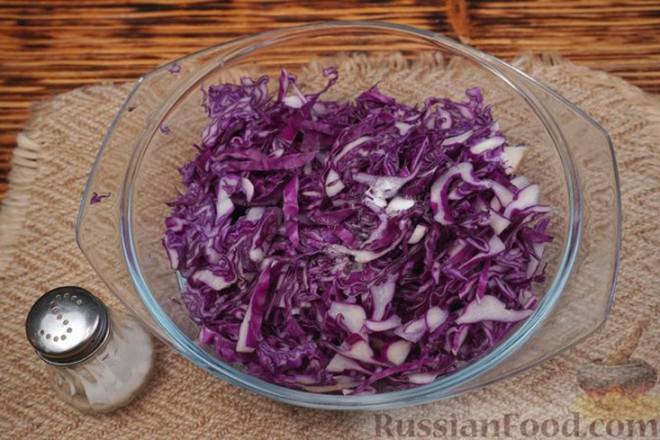 Борщ с краснокочанной капустой