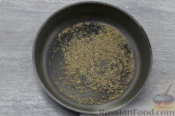 Цельнозерновой ржаной хлеб с льняной мукой и тмином