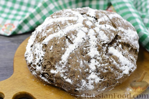 Цельнозерновой ржаной хлеб с льняной мукой и тмином