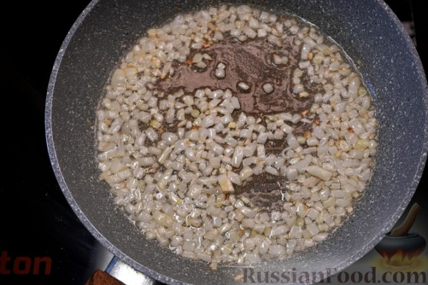 Чечевица с баклажанами, тыквой и помидорами (на сковороде)