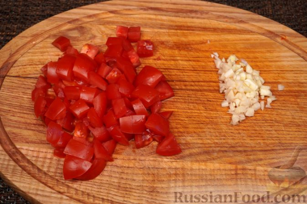 Чечевица с баклажанами, тыквой и помидорами (на сковороде)