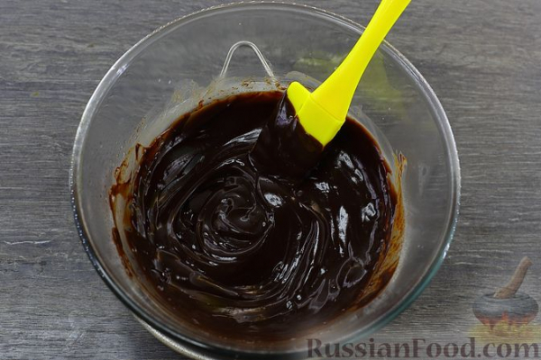 Десерт из тыквы с бананом, киви и шоколадом