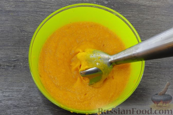 Десерт из тыквы с бананом, киви и шоколадом
