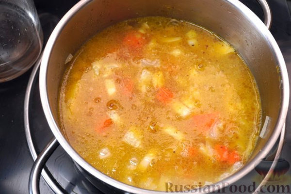 Крем-суп из запечённой тыквы с клюквой