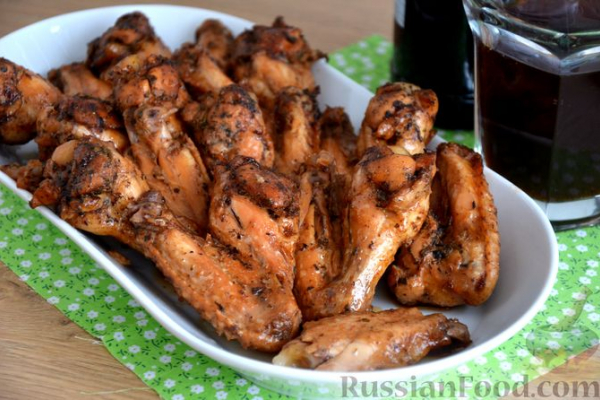Куриные крылышки, тушенные в пиве (в мультиварке)
