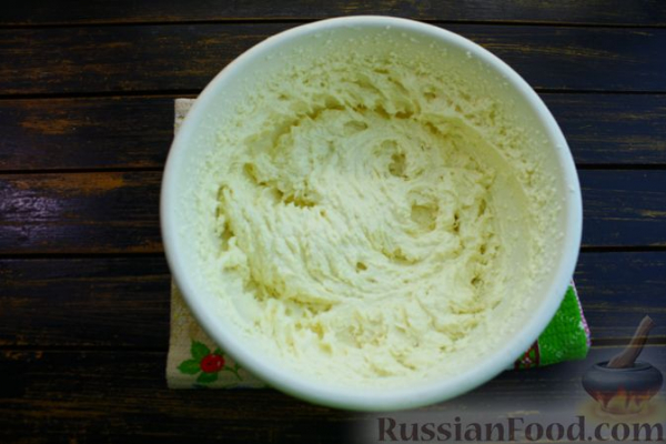 Маковый торт на сковороде, с творожно-масляным кремом