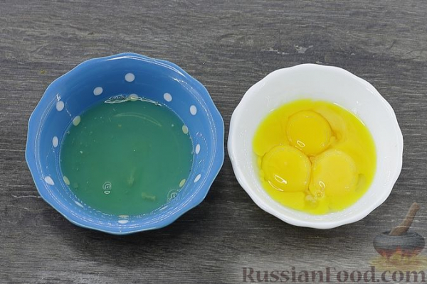 Морковный рулет с творожно-яблочной начинкой