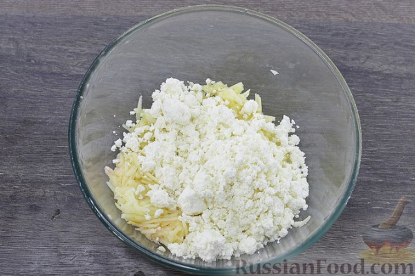 Морковный рулет с творожно-яблочной начинкой