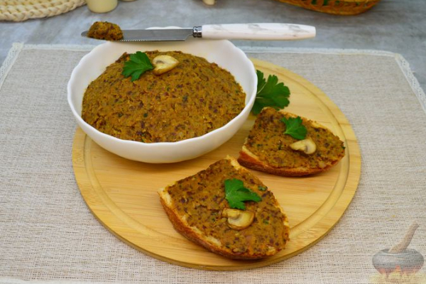 Паштет из фасоли с грибами