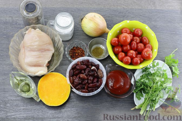 Рагу из курицы с тыквой и фасолью
