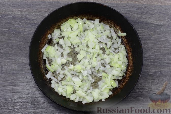 Рагу из курицы с тыквой и фасолью