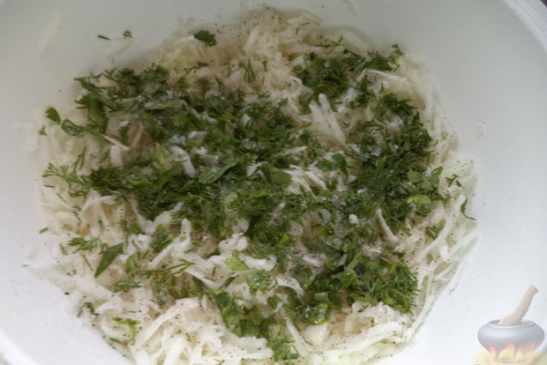 Салат из дайкона и яблок