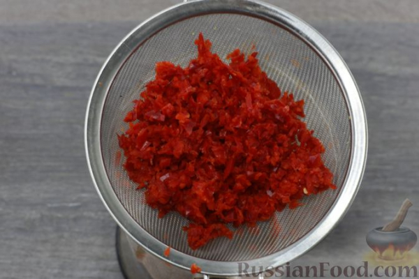 Салат из яиц, плавленого сыра и болгарского перца