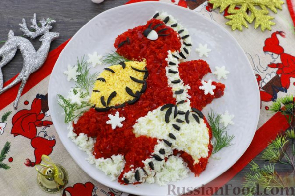 Салат из яиц, плавленого сыра и болгарского перца
