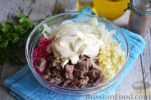 Салат из редьки, с мясом