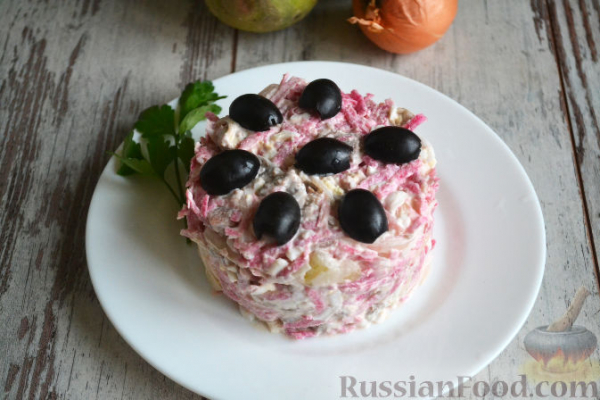 Салат из редьки, с мясом