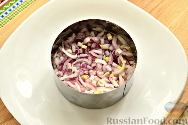 Салат с редькой и курицей
