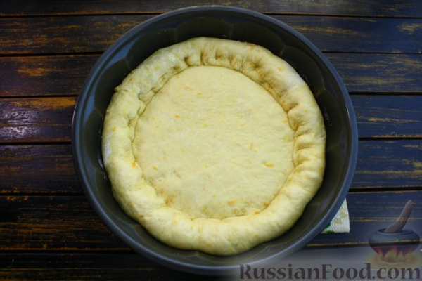 Сдобный пирог на топлёном молоке, с цедрой и ореховым штрейзелем