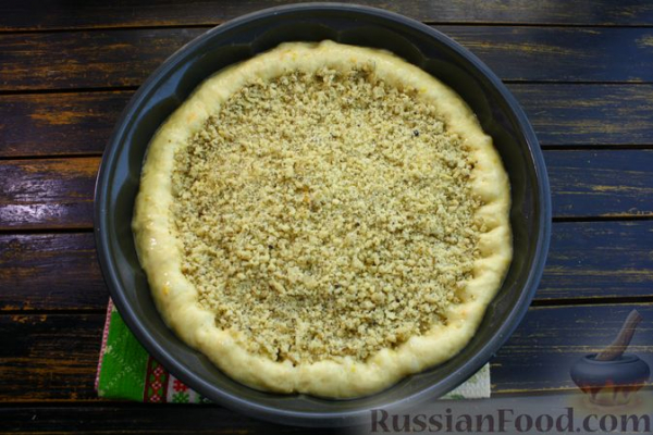 Сдобный пирог на топлёном молоке, с цедрой и ореховым штрейзелем