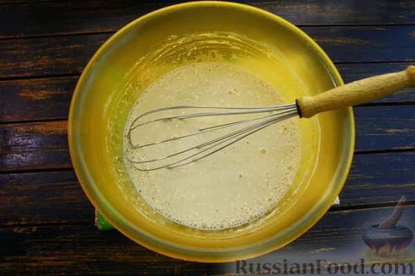 Сдобный пирог на топлёном молоке, с цедрой и ореховым штрейзелем