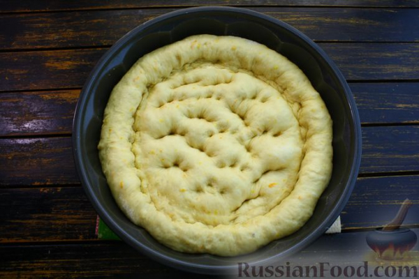Сдобный пирог на топлёном молоке, с цедрой и ореховым штрейзелем