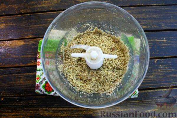 Сдобный пирог на топлёном молоке, с цедрой и ореховым штрейзелем