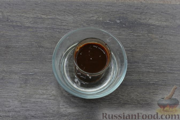 Шоколадные творожные сырки с финиками и арахисом