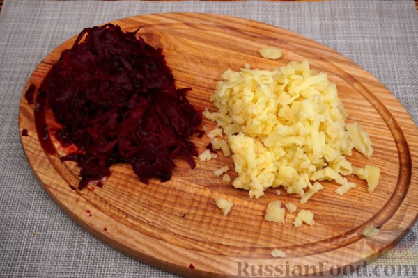 Слоёный салат "Сельдь под шубой" (без моркови)