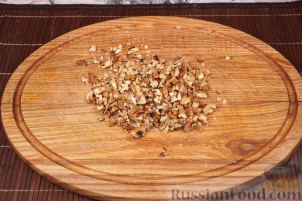 Торт "Панчо" с черносливом, сметаной и грецкими орехами