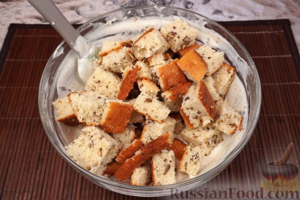 Торт "Панчо" с черносливом, сметаной и грецкими орехами