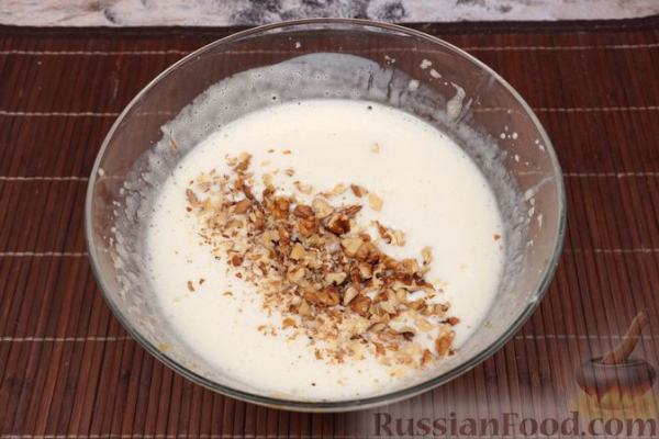 Торт "Панчо" с черносливом, сметаной и грецкими орехами