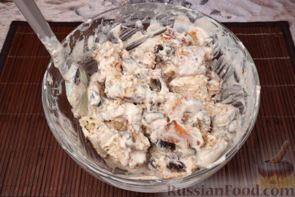 Торт "Панчо" с черносливом, сметаной и грецкими орехами